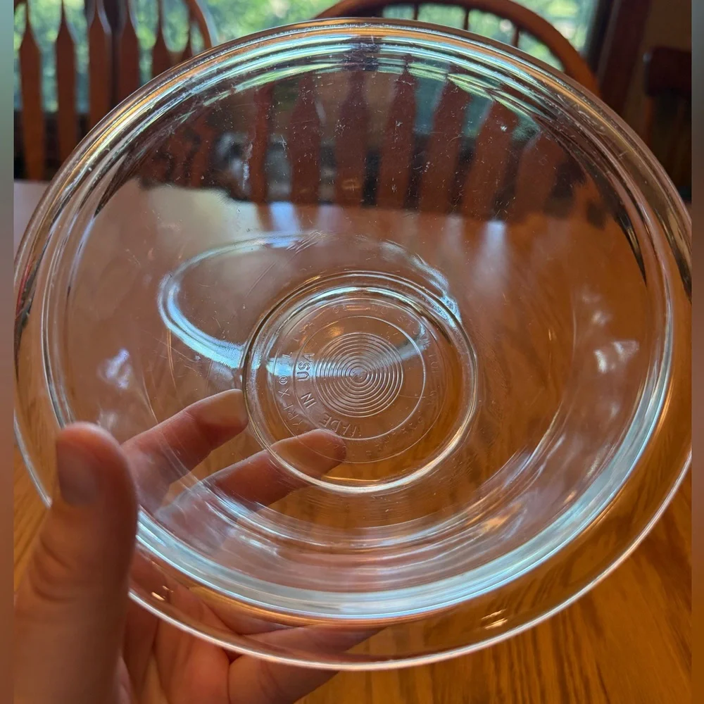 Set of 2 Vintage Clear Glass Pyrex Mixing Bowls